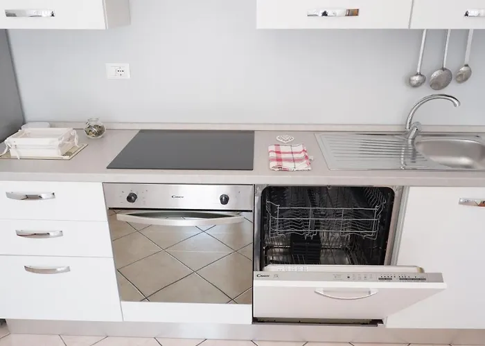 App4rent - Alghe Rosse * Lido di Jesolo