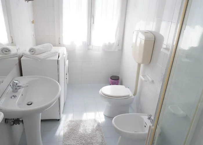 App4rent - Alghe Rosse * Lido di Jesolo
